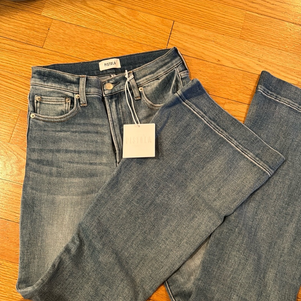 ✨PISTOLA✨ Kinsley Flare MID RISE denim. NEVER WORN. NEW FALL ‘24 style!